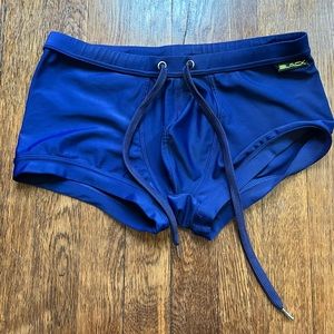 Black brand designer Men’s Swim briefs in royal blue size medium